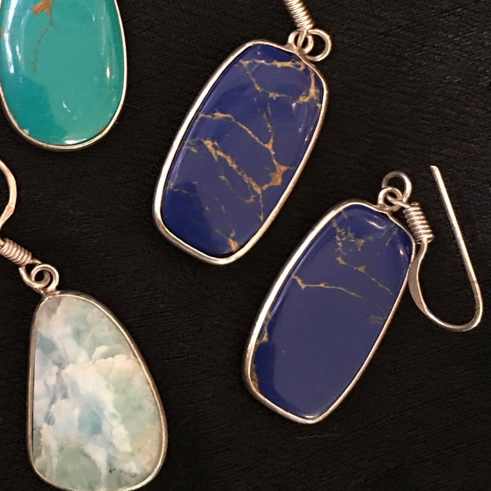 Silver earrings with Lapis colored stone